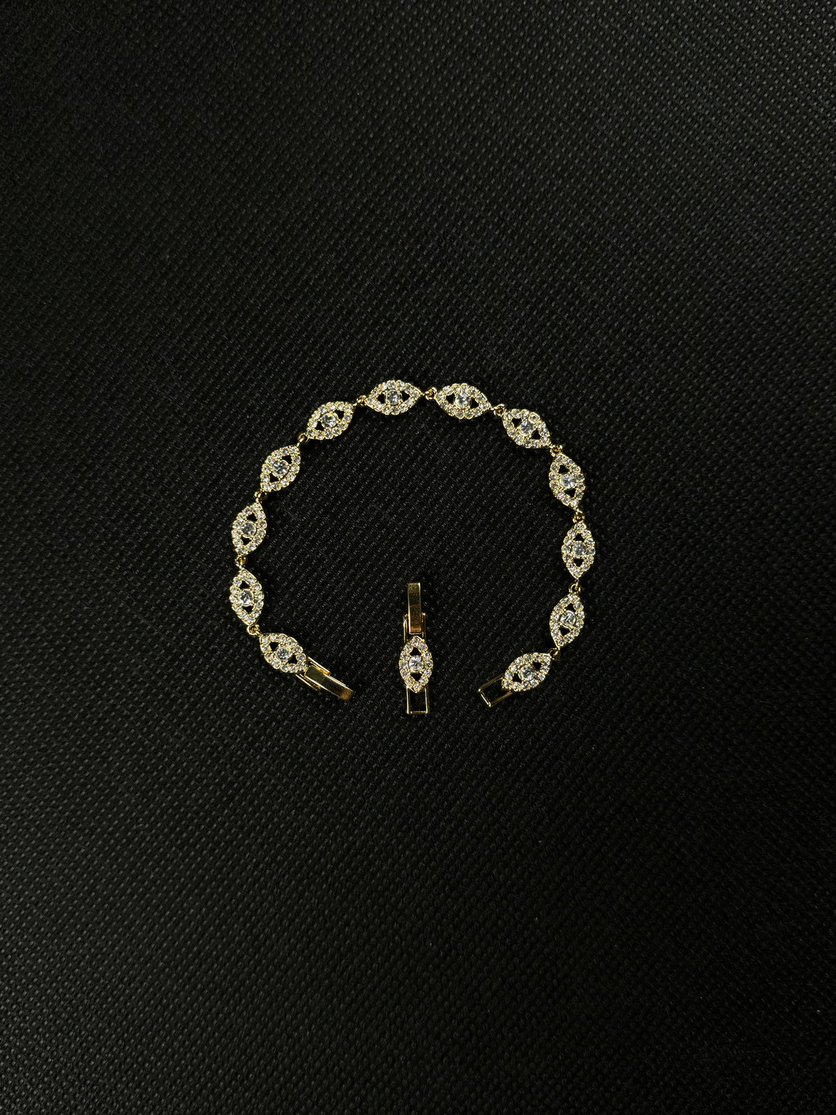 Angel Eyes Bracelet (Gold)