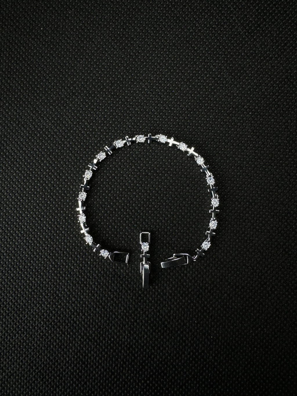 Tiny Crosses Bracelet (Silver)