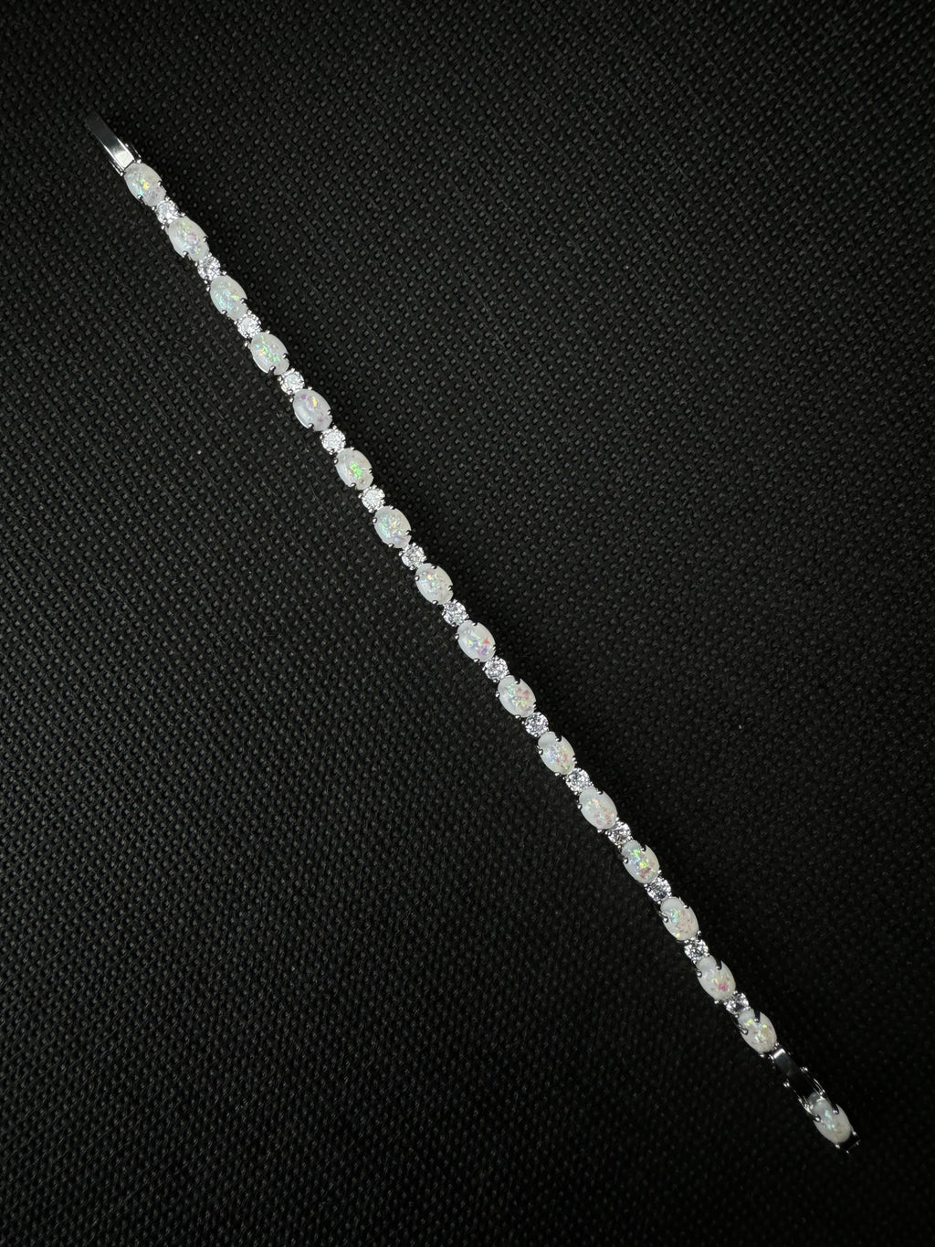 Sphere Bracelet (White/Silver)