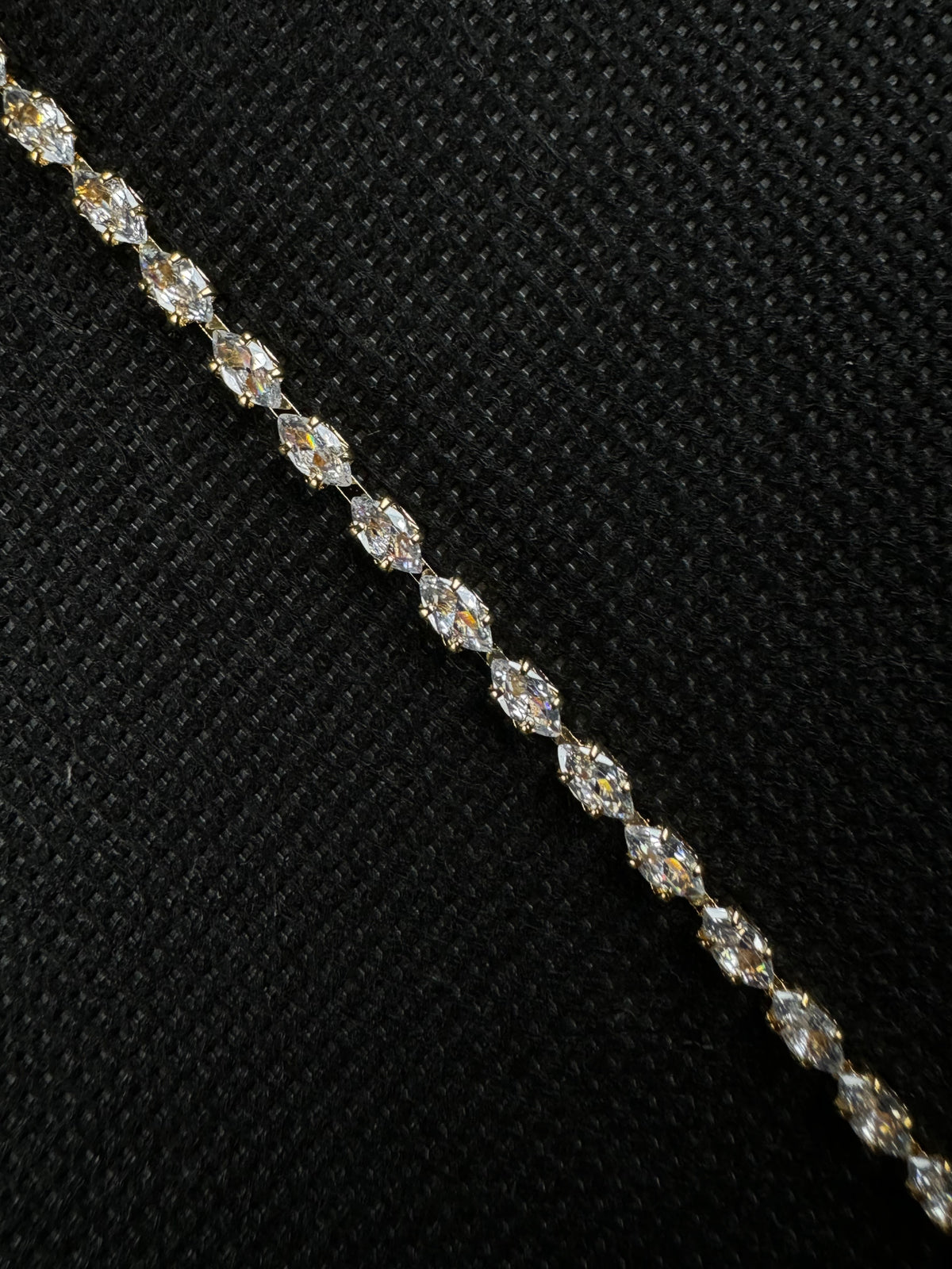 Tiny Crystals Bracelet (Gold)