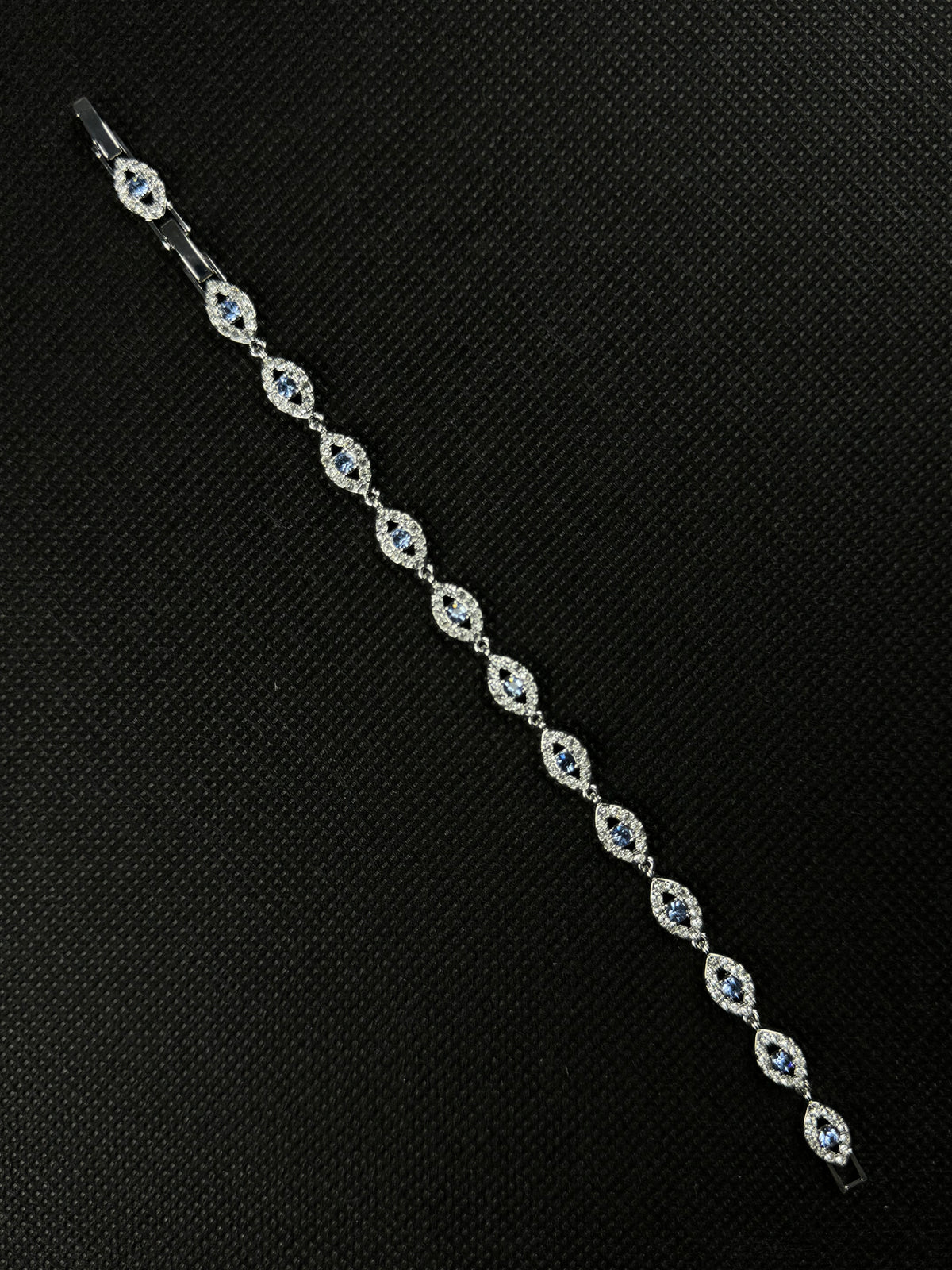 Angel Eyes Bracelet (Blue/Silver)